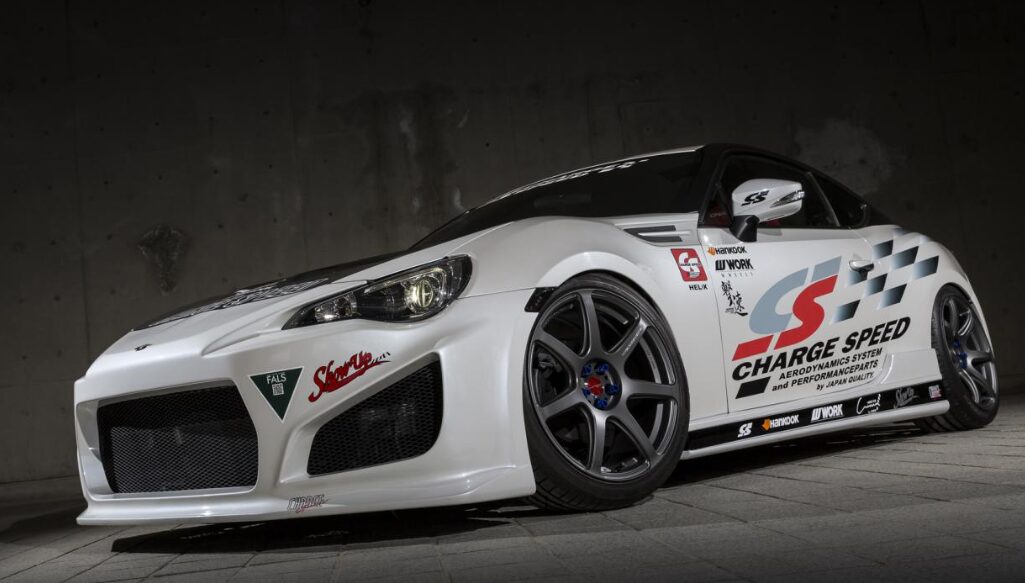 work ホイール EMOTION T7R 装着例 白い86 カスタム仕様 7本スポーク