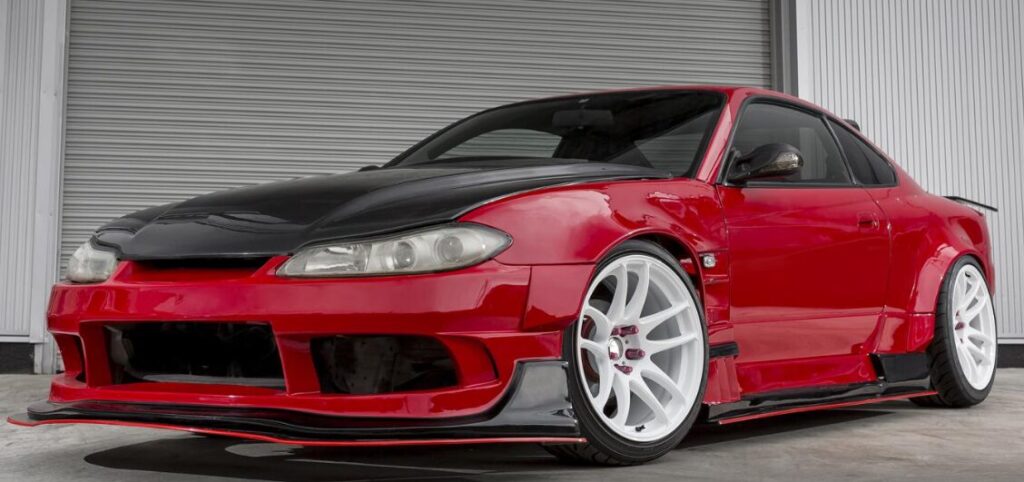 work ホイール EMOTION CR Kiwamiの購入メリットを示す赤いシルビア - デザインインパクトとブランド価値
