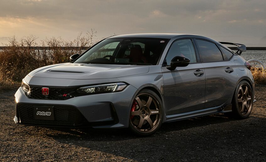 TE37 SAGA S-plus装着例 - シビックタイプRにブロンズカラーのTE37ホイールを装着したカスタム車両