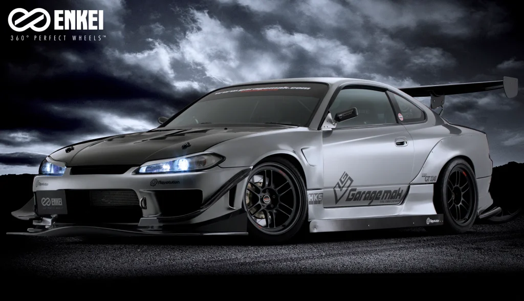ENKEI RPF1を装着した日産シルビア S15