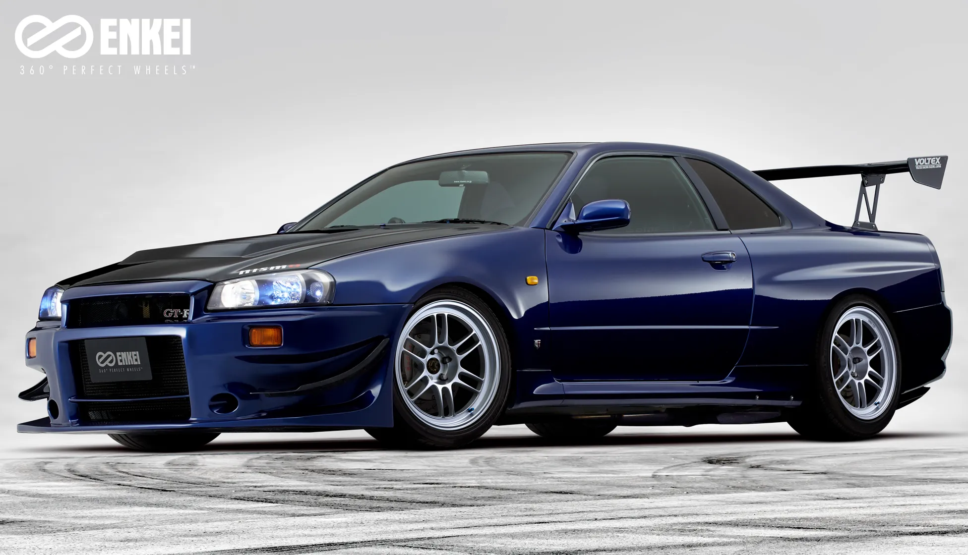 ENKEI RPF1を装着した日産スカイラインGT-R R34