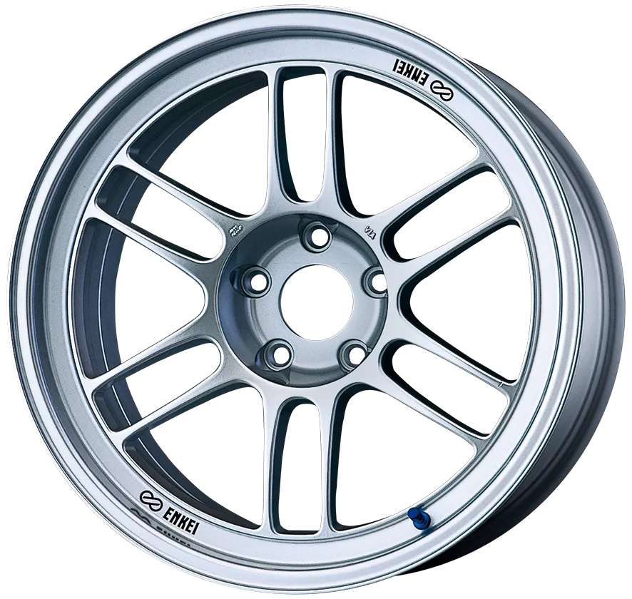 ENKEI RPF1 シルバーのアルミホイール